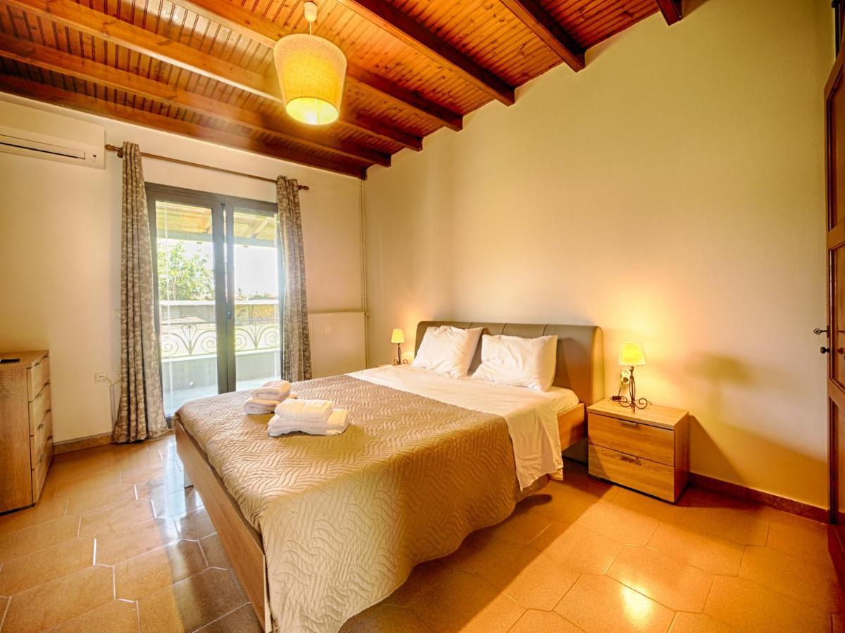 Cozy Family Friendly Apartment With Large Garden Close To Beaches - Dirella Kynopiástai Eksteriør billede