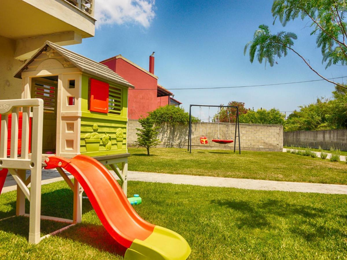 Cozy Family Friendly Apartment With Large Garden Close To Beaches - Dirella Kynopiástai Eksteriør billede