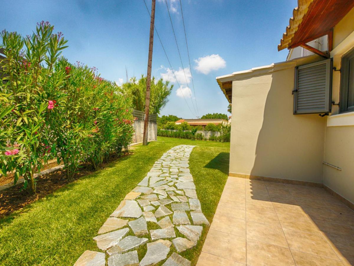 Cozy Family Friendly Apartment With Large Garden Close To Beaches - Dirella Kynopiástai Eksteriør billede