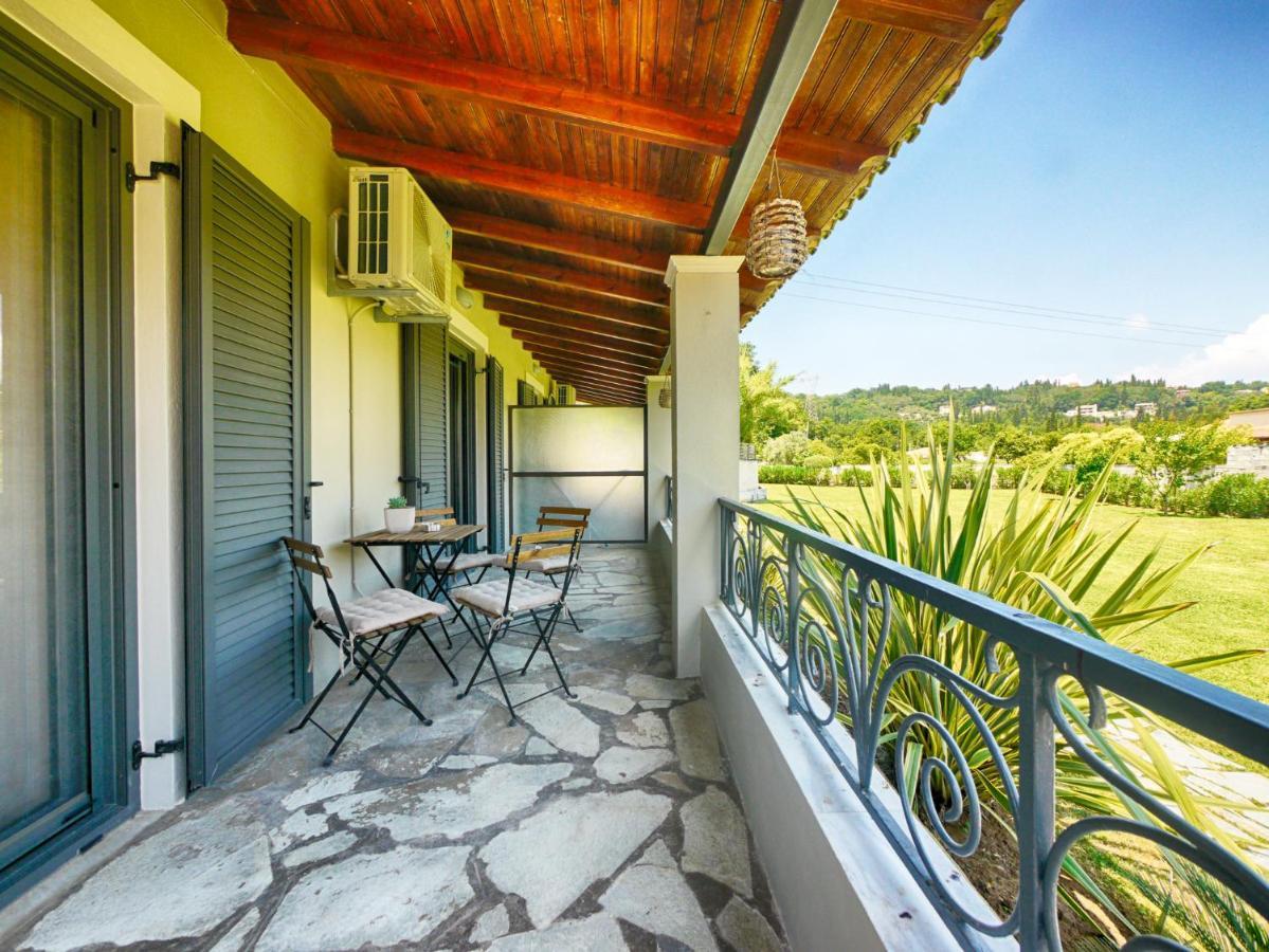 Cozy Family Friendly Apartment With Large Garden Close To Beaches - Dirella Kynopiástai Eksteriør billede
