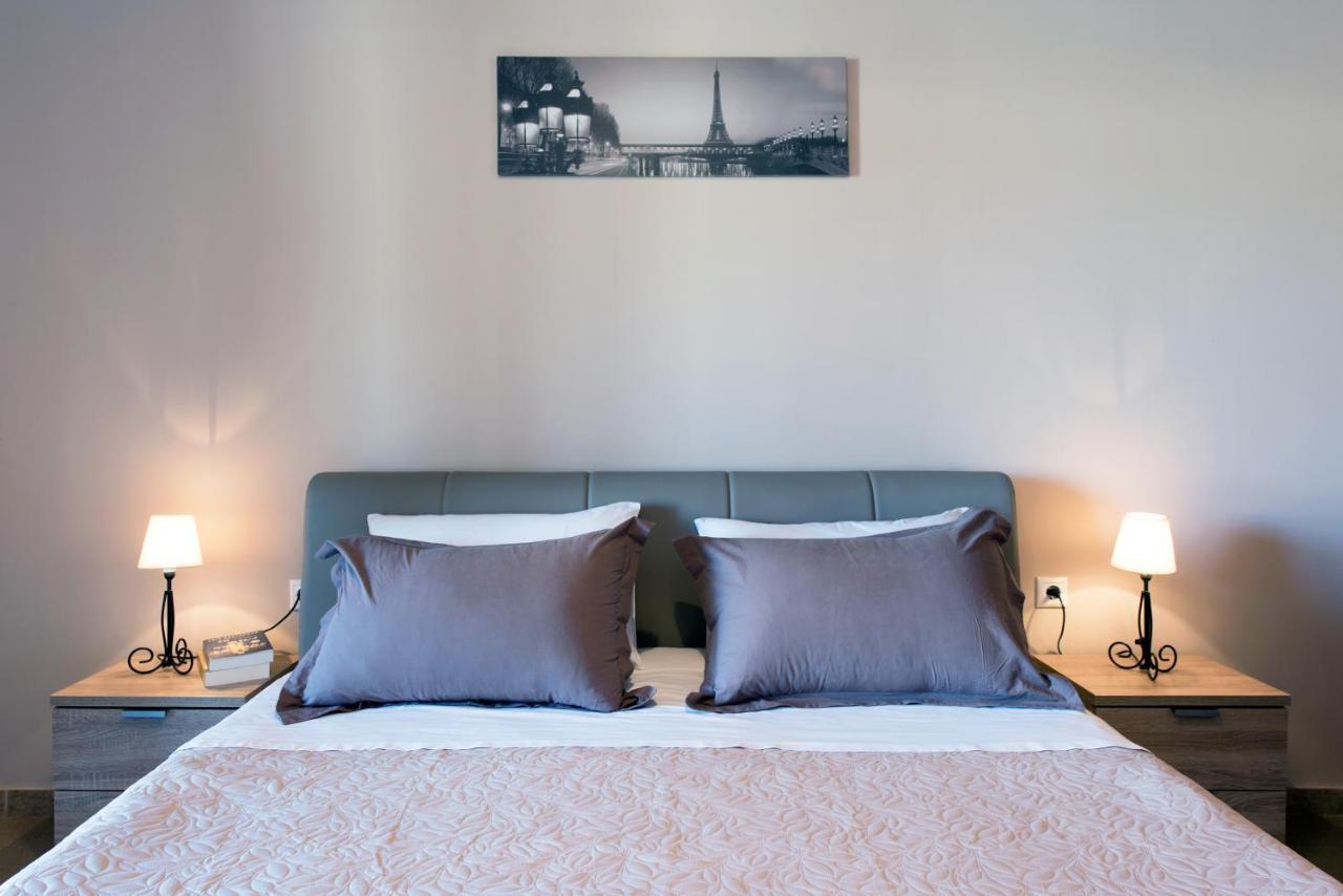 Cozy Family Friendly Apartment With Large Garden Close To Beaches - Dirella Kynopiástai Eksteriør billede