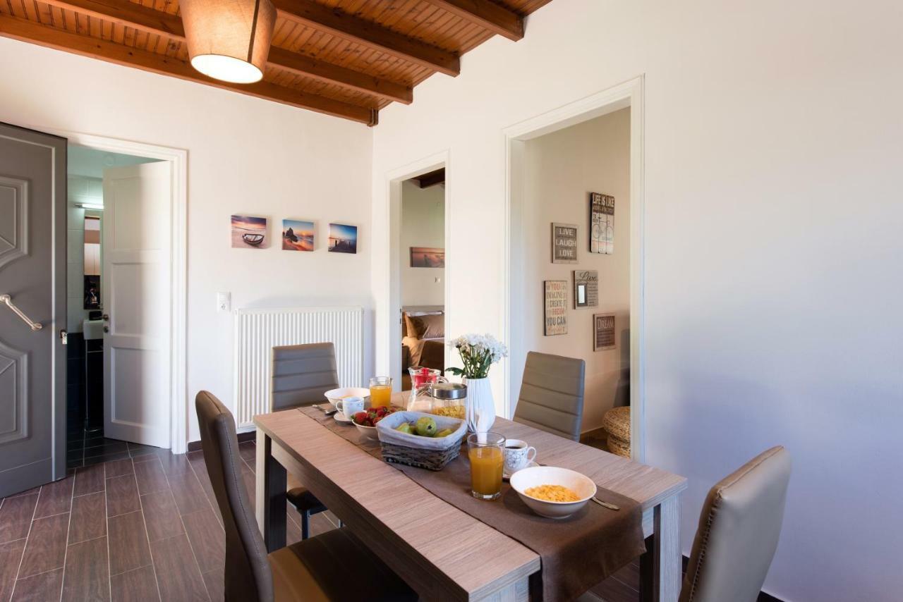 Cozy Family Friendly Apartment With Large Garden Close To Beaches - Dirella Kynopiástai Eksteriør billede